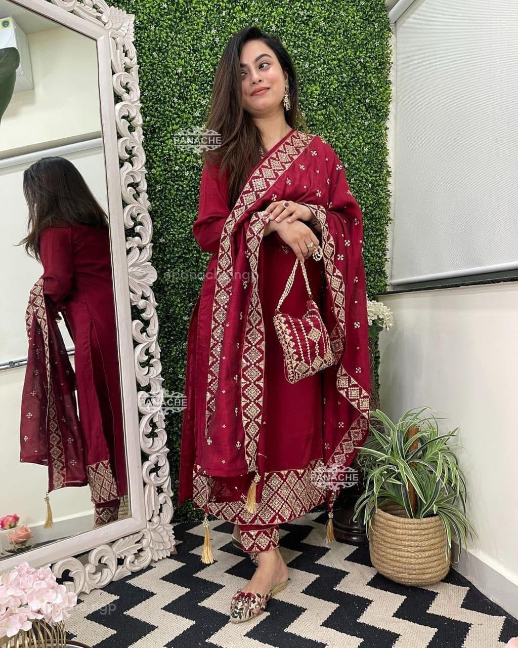 Royal Zari Jacquard Roman Silk Kurta Set alternate view