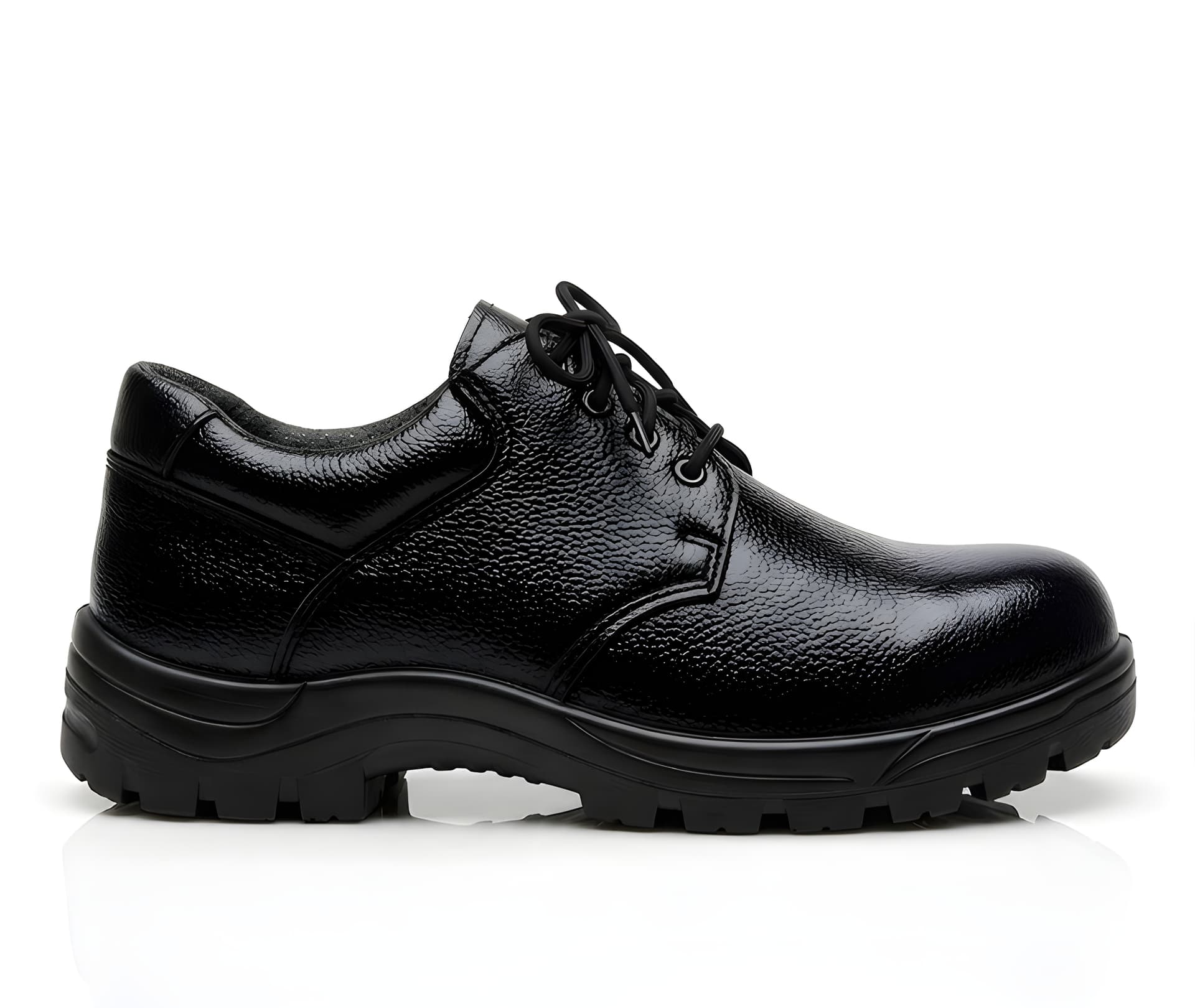 WUGO Men’s Stylish Black Lace-Up Casual Shoes