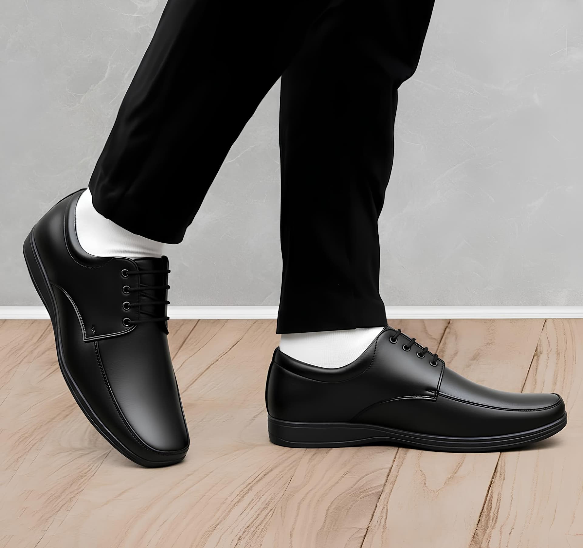 WUGO Men’s Classic Black Lace-Up Formal Shoes alternate view