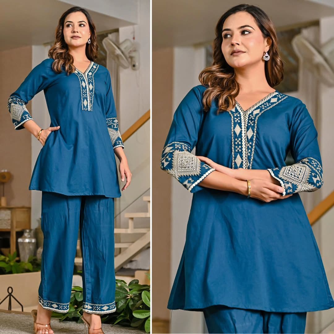Stylish Women’s Kurta set alternate view