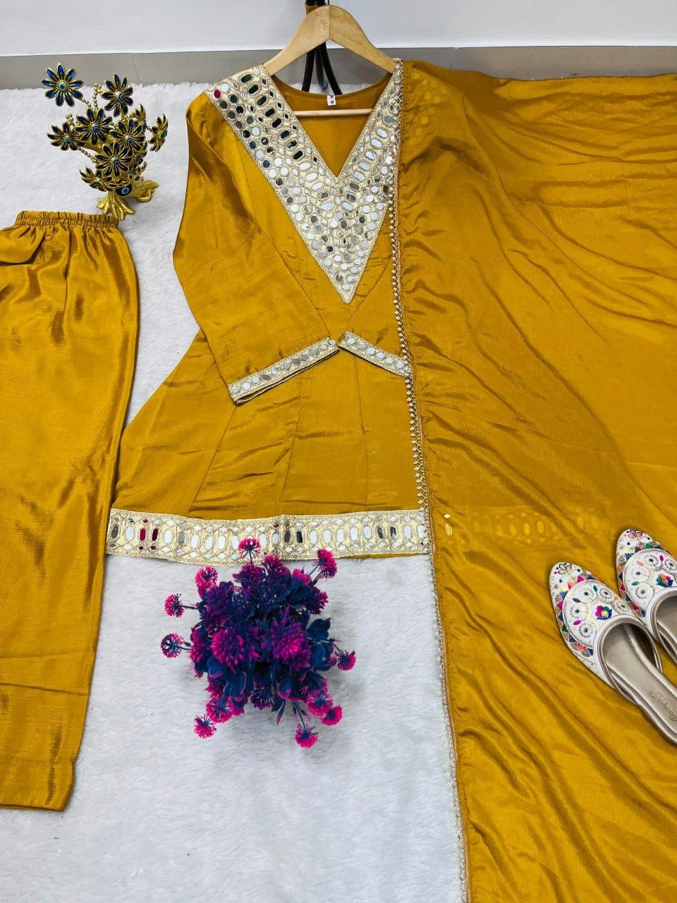 Pure Chinon Silk Salwar Suit Set (SIDV2419)