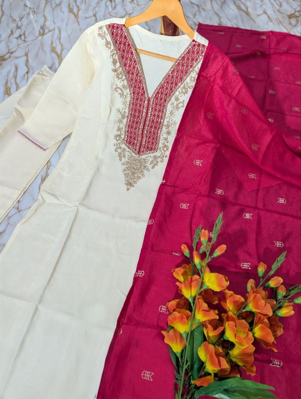 Heavy Simer Gold Silk Suit Set - White - view 4